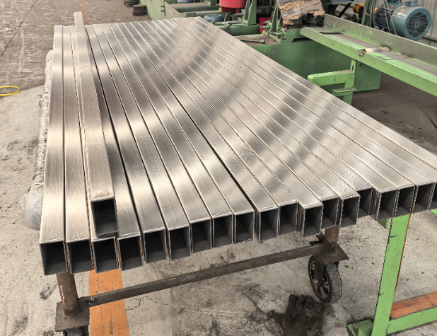 十堰方管 矩形管 无缝方管生产厂家